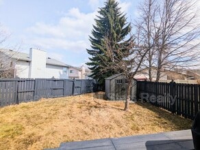 8008-8158 158 Ave NW in Edmonton, AB - Building Photo - Building Photo