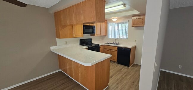 Jacaranda Apartments