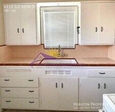 4119 1/2 55th St in Sacramento, CA - Building Photo - Building Photo