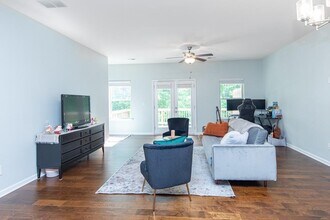3456 Abbey Wy in Gainesville, GA - Building Photo - Building Photo