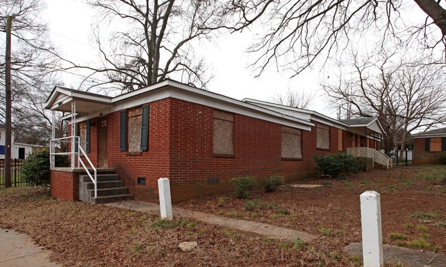 1339-1407 Fairmont St in Charlotte, NC - Foto de edificio - Building Photo