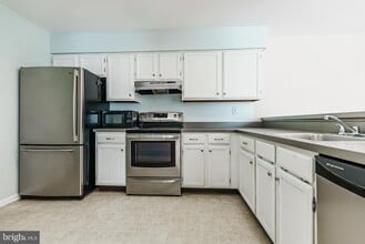 30 Bark Hollow Ln in Horsham, PA - Building Photo - Building Photo