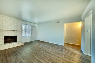 Connect on University Apartments in Mesa, AZ - Building Photo - Building Photo