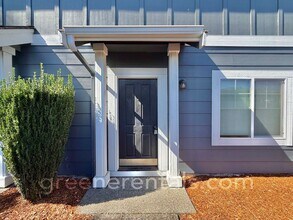 6072 Illinois Ln SE in Lacey, WA - Foto de edificio - Building Photo