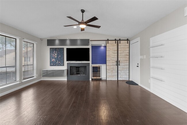 property at 5001 Lamonte Ln