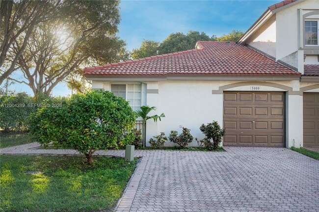 5000 NW 116th Ct in Doral, FL - Building Photo - Building Photo