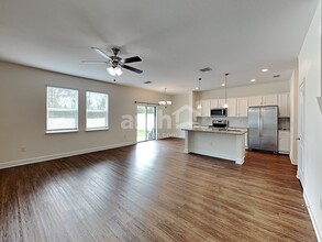 4233 Reisswood Loop in Palmetto, FL - Building Photo - Building Photo