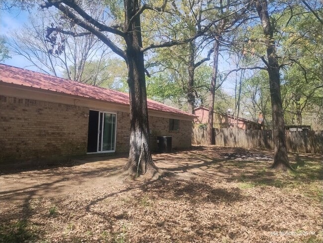 412 Birdsong Ln in Diboll, TX - Building Photo - Building Photo