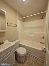1153 S 11th St, Unit A in Philadelphia, PA - Foto de edificio - Building Photo