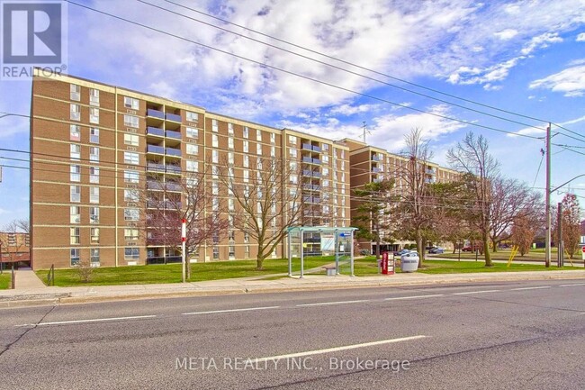 2825-2825 Islington Ave