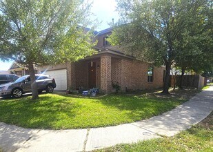 15623 Harris Canyon Ln in Cypress, TX - Building Photo - Building Photo