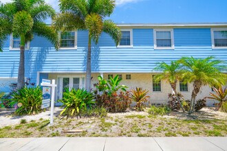 1826 58th St S in Gulfport, FL - Building Photo - Building Photo