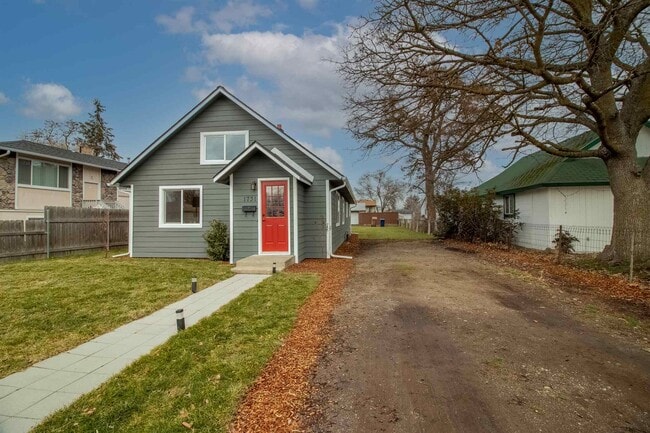 property at 1731 E Sanson Ave
