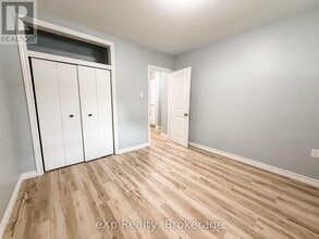 342 Kiwanis Park Dr in London, ON - Building Photo - Building Photo