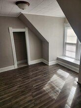 923 Wisconsin St in Oshkosh, WI - Building Photo - Building Photo