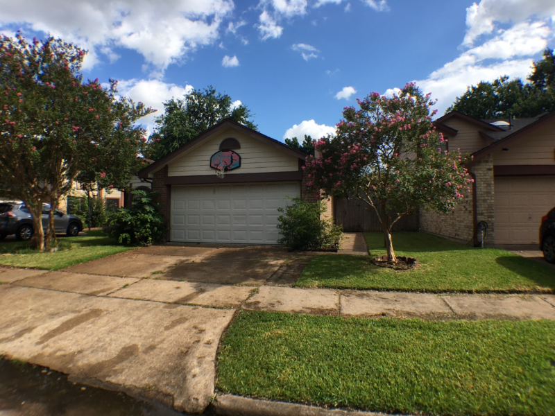 13559 Blue Marlin Ln in Houston, TX - Building Photo