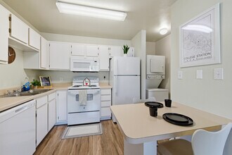 The Zone in College Station, TX - Foto de edificio - Interior Photo