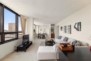 5150 Hidalgo St in Houston, TX - Building Photo