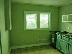 610 Burke Ave in Albany, GA - Building Photo - Building Photo