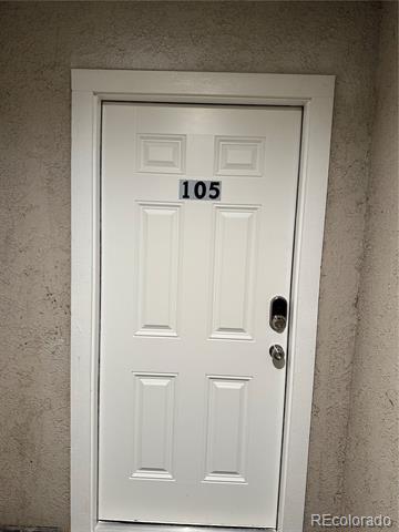 10702 E Exposition Ave in Aurora, CO - Foto de edificio - Building Photo