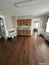 72 Chambers St in Waterbury, CT - Foto de edificio - Building Photo