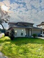 60 5th St in Shalimar, FL - Building Photo
