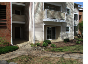 2601 Duncan Chapel Rd in Greenville, SC - Building Photo