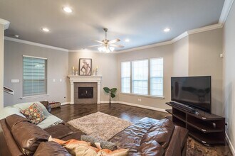 4208 Old Spanish Trl in Houston, TX - Building Photo - Building Photo