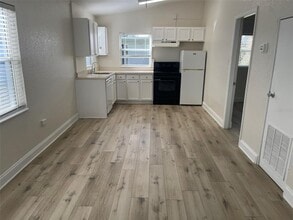 2612 Coolidge Ave in Orlando, FL - Building Photo - Building Photo