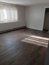 406 West Ave in Laurel, MT - Building Photo - Building Photo