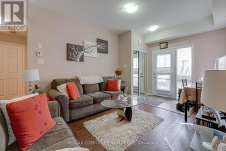 250-250 Sunny Meadow Blvd in Brampton, ON - Building Photo - Building Photo
