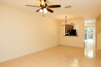 15827 Fishhawk View Dr in Lithia, FL - Building Photo - Building Photo