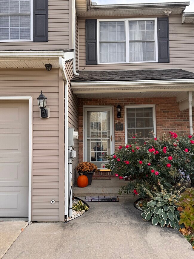 1390 Mohr Cir in Macungie, PA - Building Photo - Building Photo