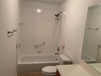 8230 Colonial Ln photo'