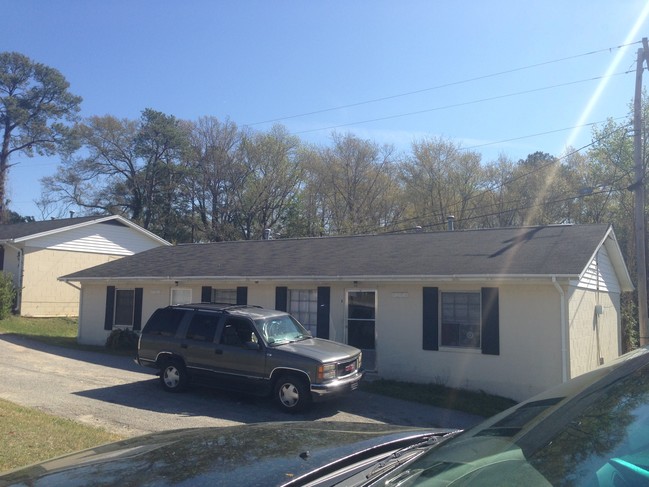 Mallard Apartments in Columbia, SC - Building Photo - Building Photo