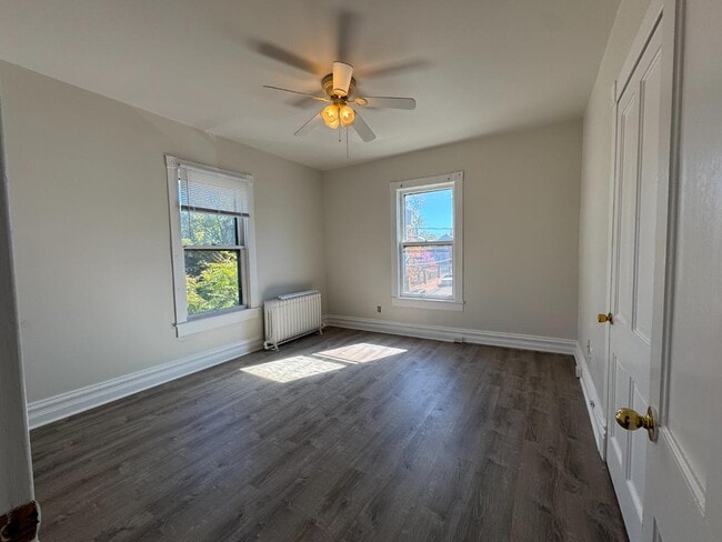 301 W Beverley St in Staunton, VA - Building Photo - Building Photo