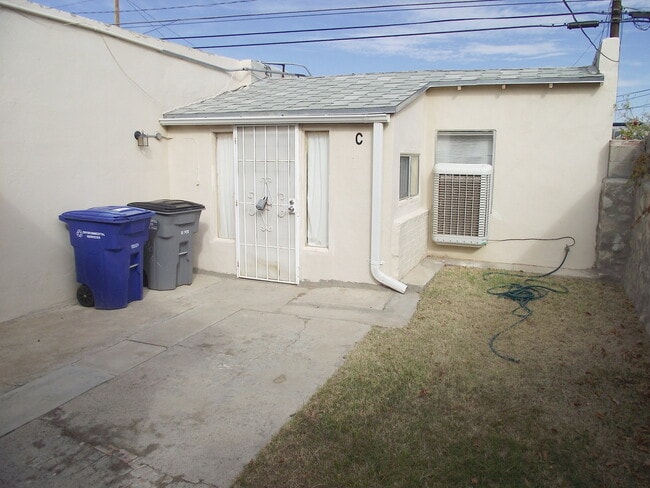 3621 Taylor Unit C in El Paso, TX - Building Photo - Building Photo