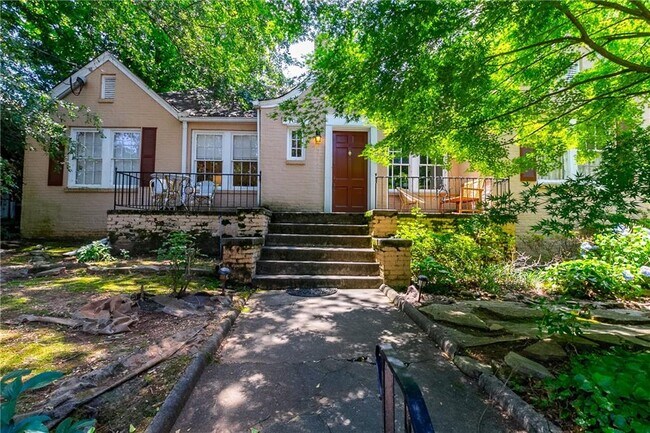 1001 Amsterdam Ave NE in Atlanta, GA - Building Photo - Building Photo