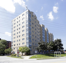 Summitview Apartments