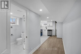 7 Holden Ave in Simcoe, ON - Building Photo - Building Photo