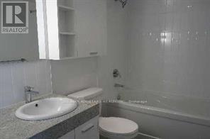 15 Singer Ct in Toronto, ON - Building Photo - Building Photo