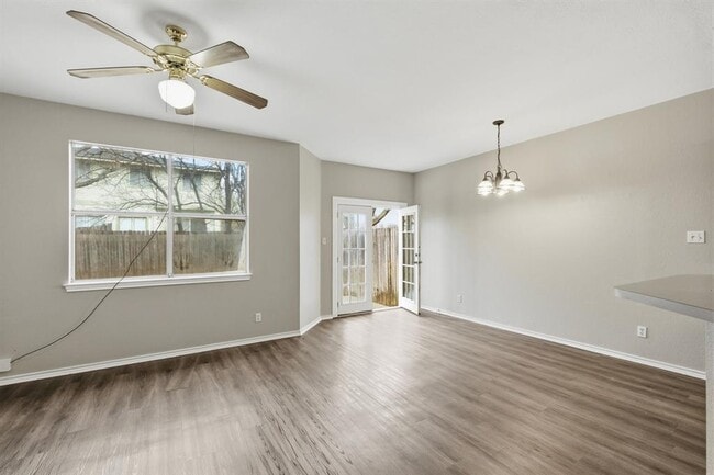 8102 Willet Trail in Austin, TX - Building Photo - Building Photo