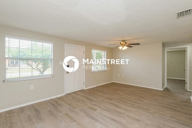 1319 Gerard Ln in Holiday, FL - Building Photo - Building Photo