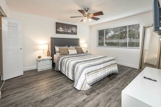 Avana at the Moors in Hialeah, FL - Building Photo - Building Photo