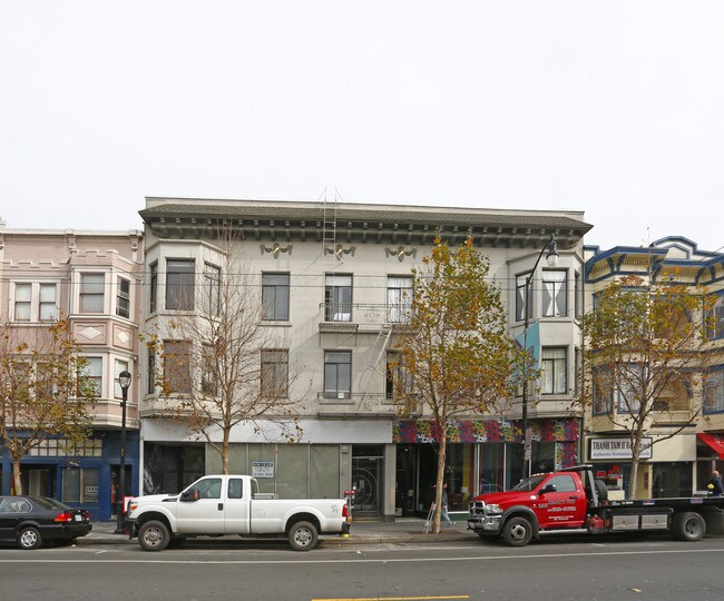 569-573 Valencia St in San Francisco, CA - Building Photo - Building Photo