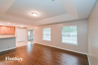 630 London Morning Ct, Unit II-206 in Jacksonville, FL - Foto de edificio - Building Photo