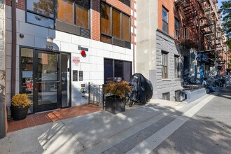 239 W 135th St in New York, NY - Building Photo - Building Photo