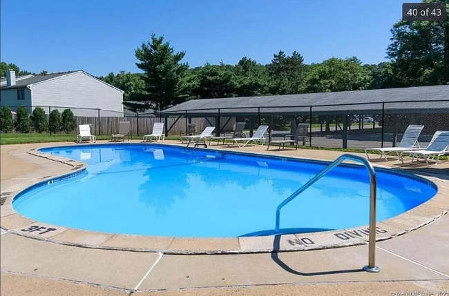 1217 Harbor View Dr in Rocky Hill, CT - Building Photo - Building Photo