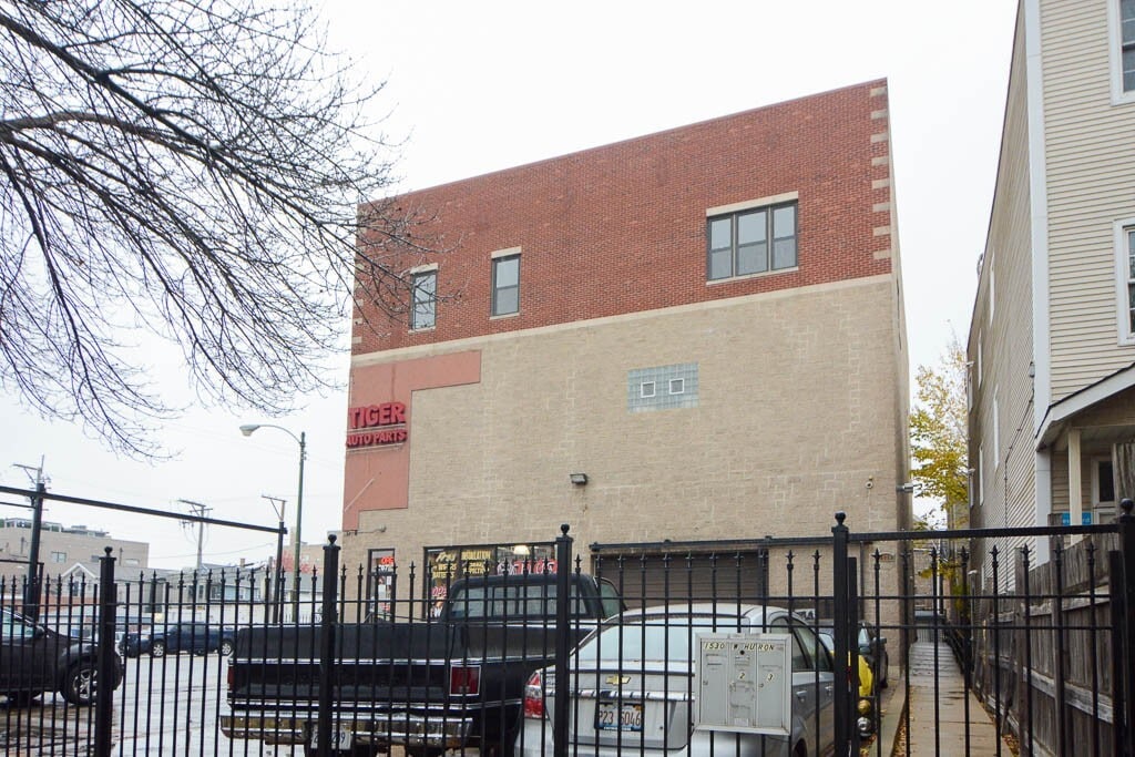 1530 W Huron St in Chicago, IL - Building Photo