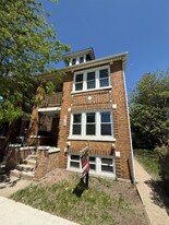 918 W 151st St in East Chicago, IN - Building Photo